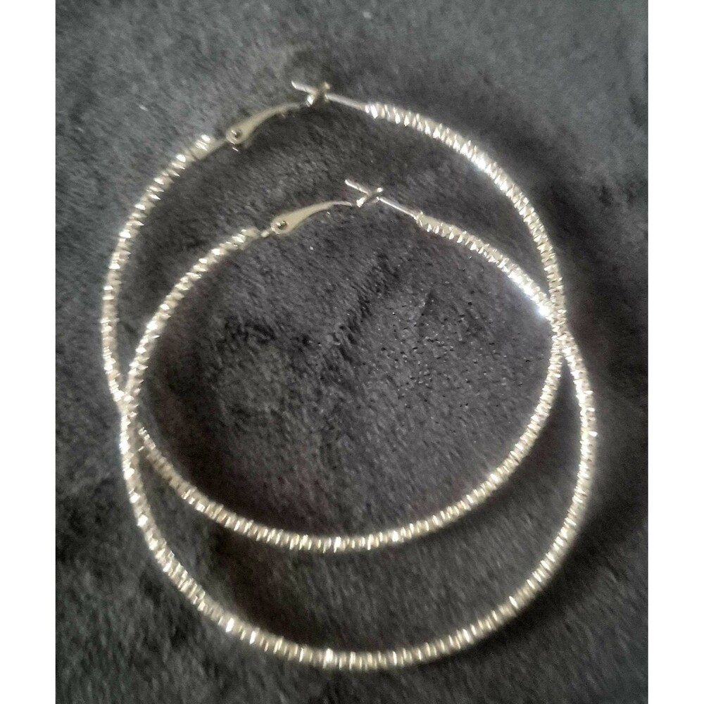 Large 2.5" Silver Tone Hoop Earrings Diamond Cut Textured Rhinestone Style Pair